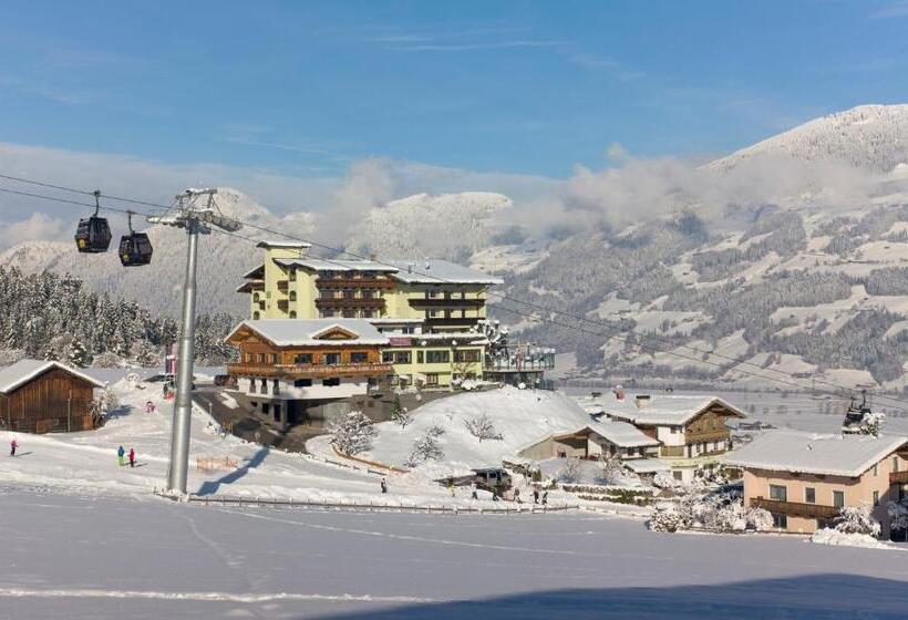 Отель Waldfriede   Der Logenplatz Im Zillertal