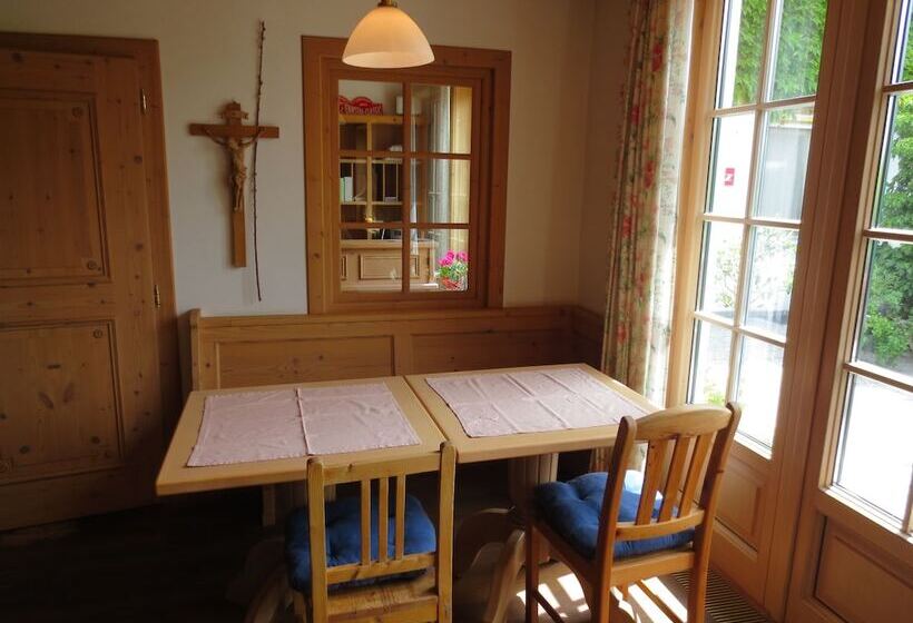 Отель Wein & Landhaus Willi Opitz