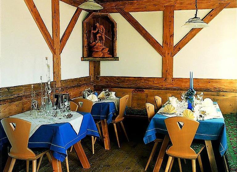 Отель Wirtshaus Zum Wiesejaggl