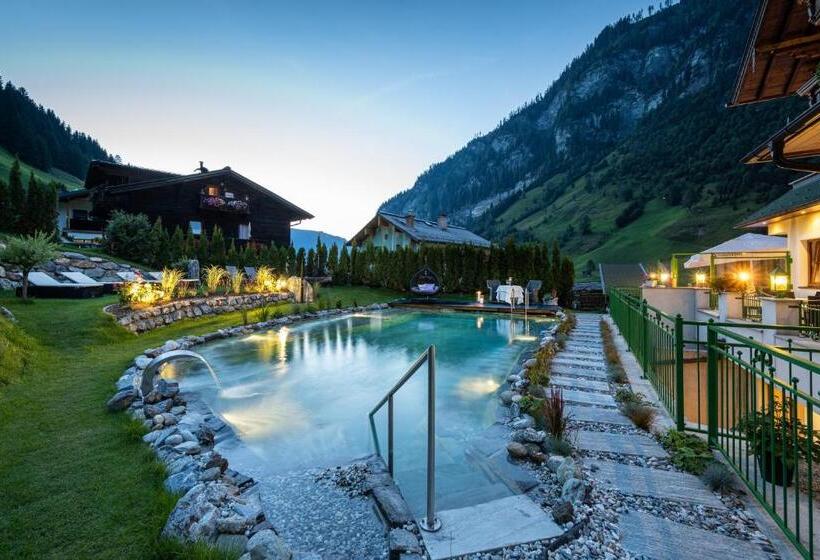 Naturhotel Huettenwirt In Middle Of Nature