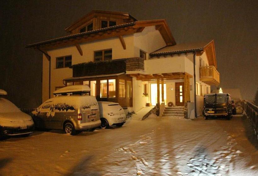 پانسیون Alpenrose Apart