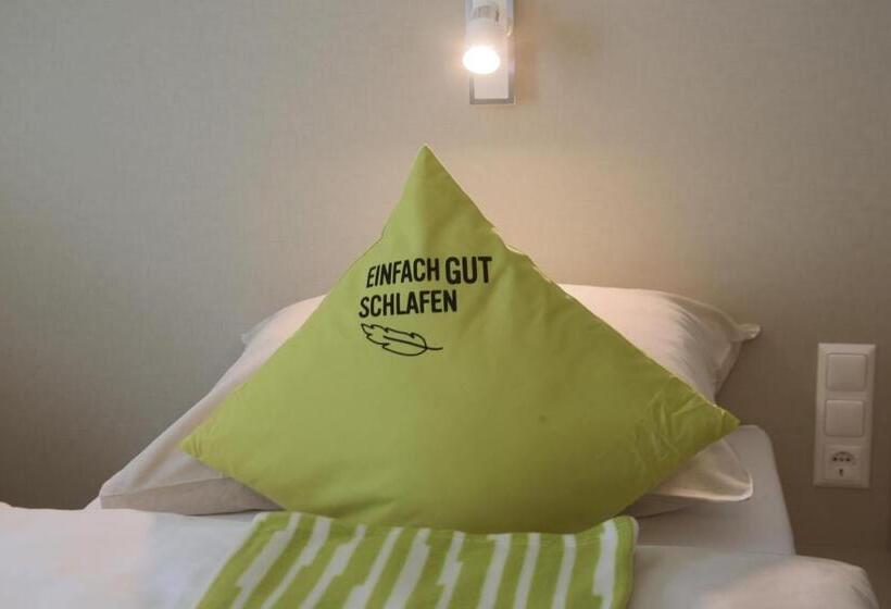 Smart Motel