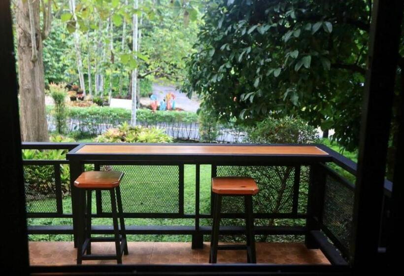 ปลายน้ำรีสอร์ท พรหมคีรี นครศรี ฯ Plainam Resort