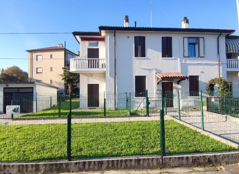 旅馆 Bbconegliano Bixio