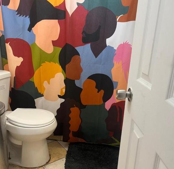 Общежитие Beds & Sheets Little Havana