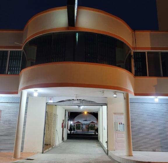 هاستل El Sol Dorado