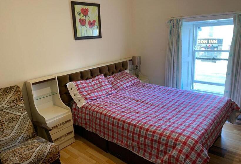 ユースホステル Kickham Street Budget Accommodation