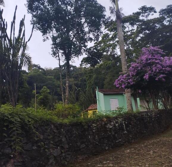 فندق صغير Sítio Vila De Santa Bárbara