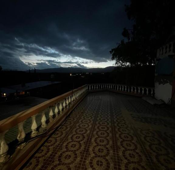 הוסטל Villa Celestino