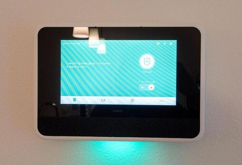 Balcony,gym,rooftop Grill,terrace, Kingbed, 4k Tv