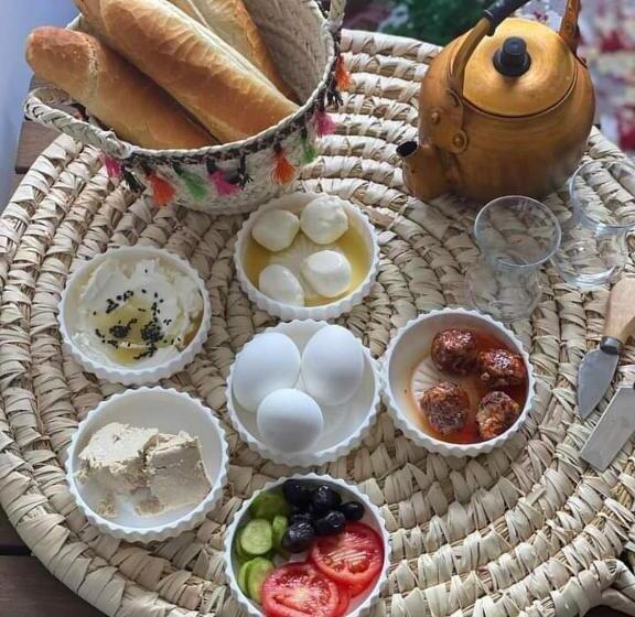 تختخواب و صبحانه Gîte Than Mirth