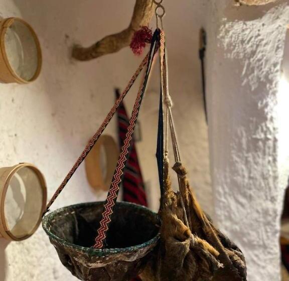 تختخواب و صبحانه Gîte Than Mirth