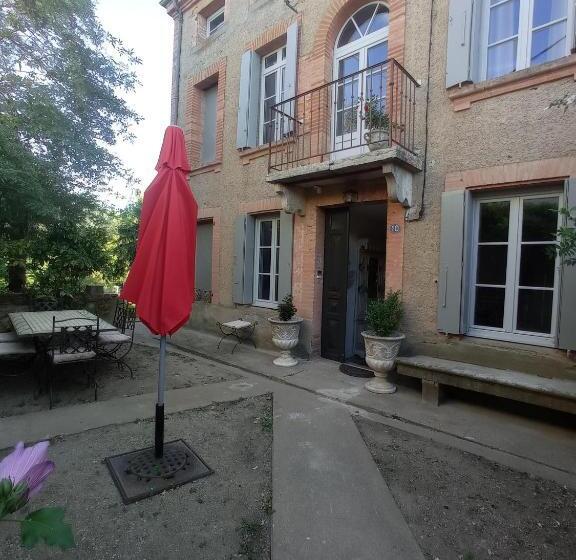 مبيت وإفطار Les Coulisses Du Château