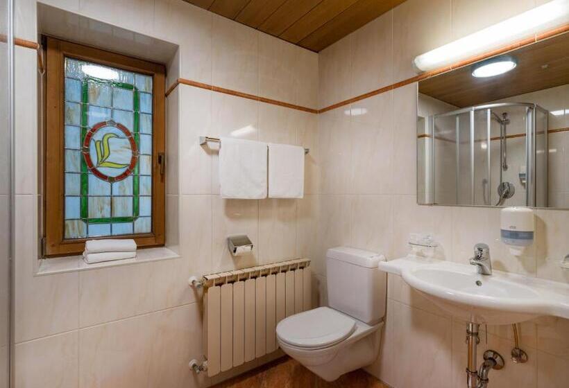 تختخواب و صبحانه Manni Gästehaus