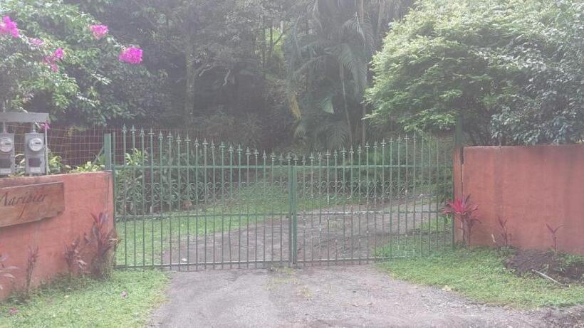 مبيت وإفطار Casita Maripier Colón