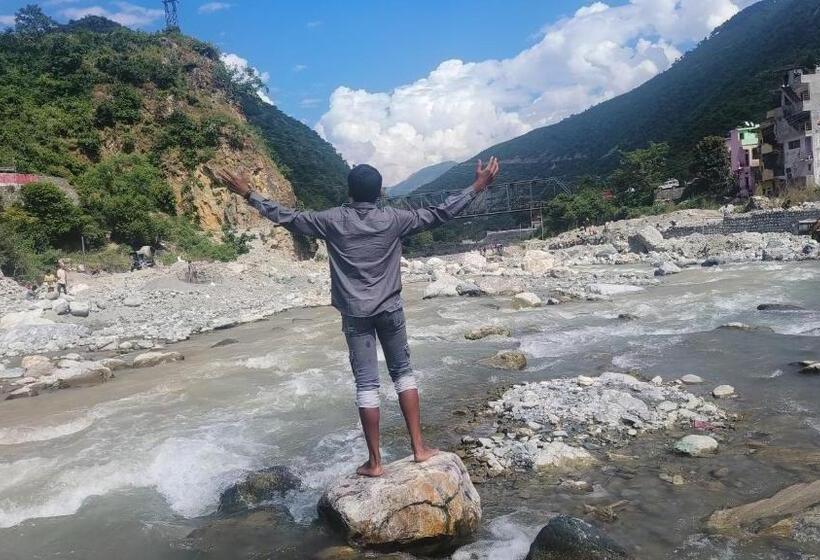 ベッドアンドブレックファースト Riverside Inn