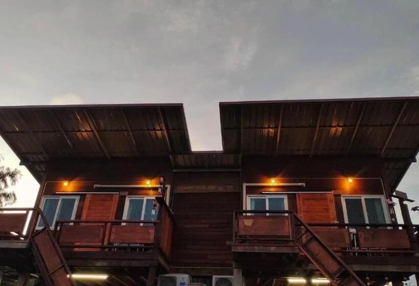 Bed and Breakfast สว้าฮิลล์ น่าน สะปัน   Sawa Hills