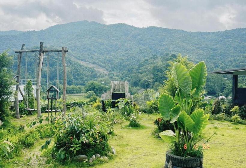 Bed and Breakfast สว้าฮิลล์ น่าน สะปัน   Sawa Hills