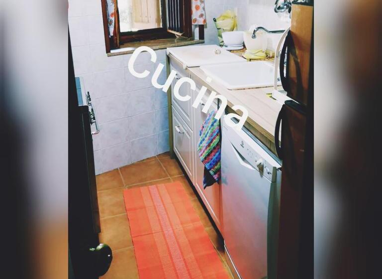 تختخواب و صبحانه Sor Mimi