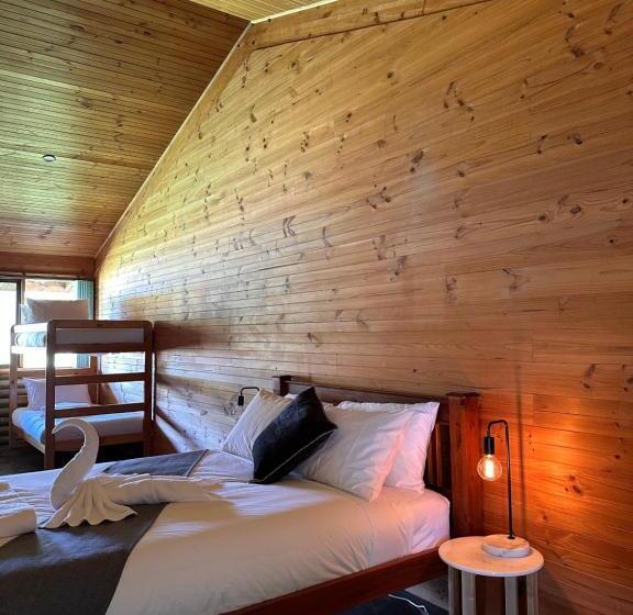 민박 The River Retreat Buchan