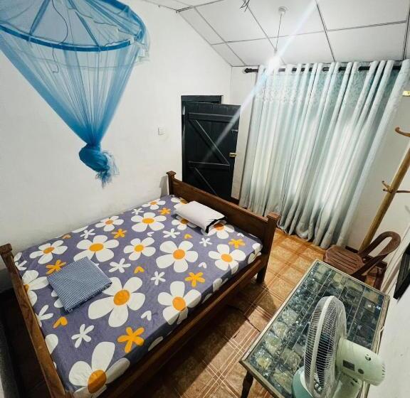 Galoya30 Hotel & Safari