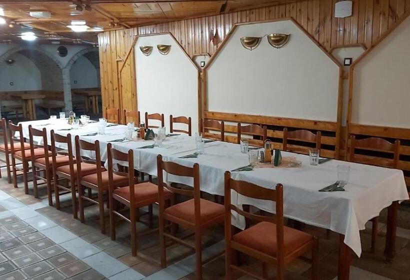 هتل почивна станция   тец бобов дол