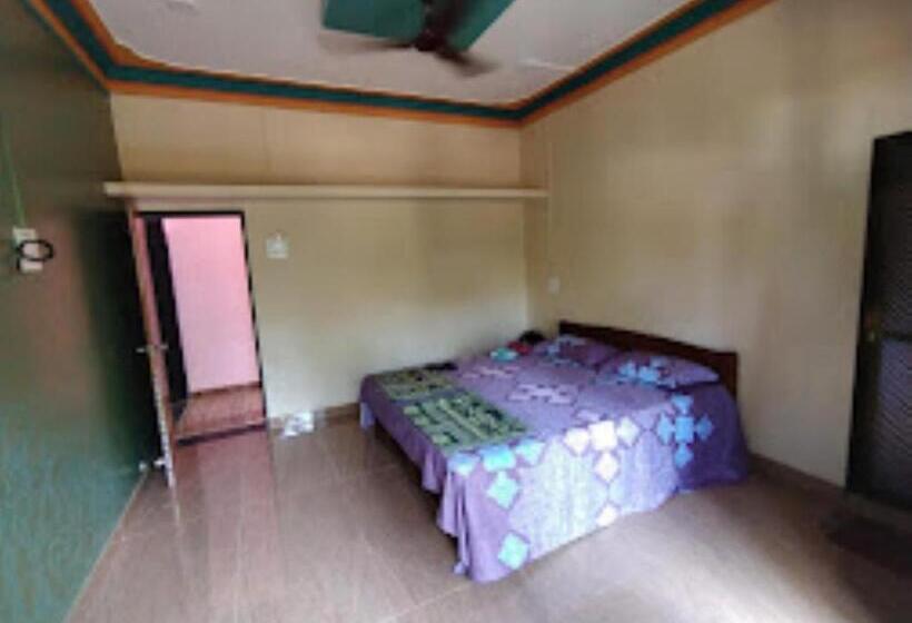 酒店 Aaichchha Nyahari Niwas Malvan