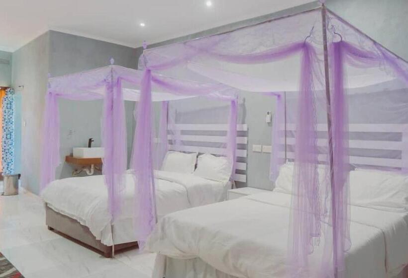 호텔 Adams Lodges Ltd