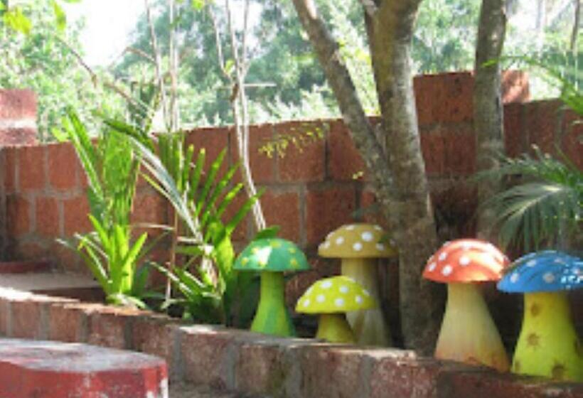 Hotel Aditya Beach Resort Malvan