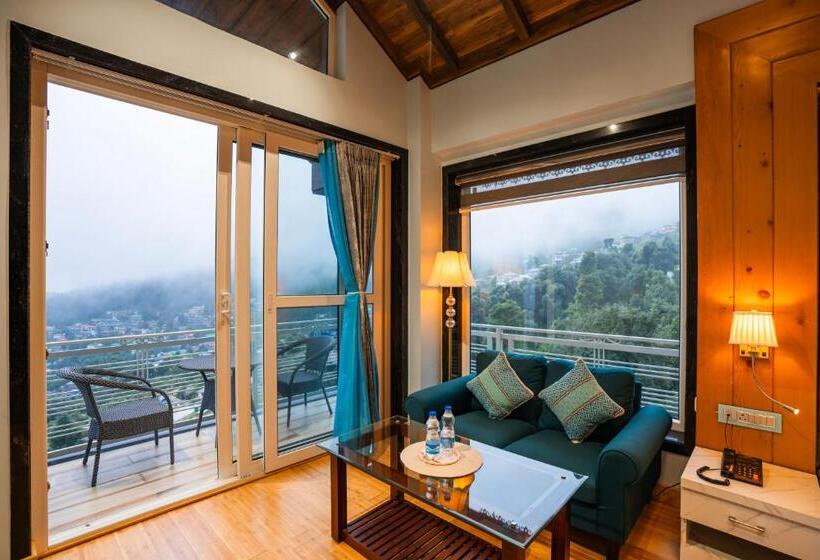 Отель Alt Life Luxe Uppper Bhagsu Mcleodganj