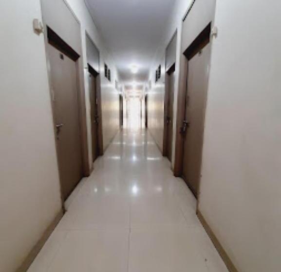 בית מלון כפרי Ashray Residency, Sangli