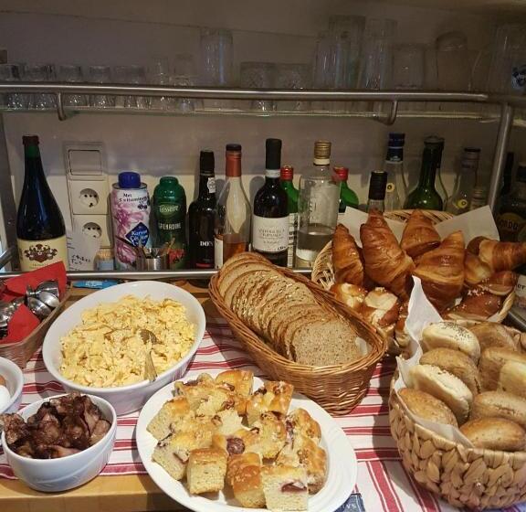 هتل Boat Allure Groningen