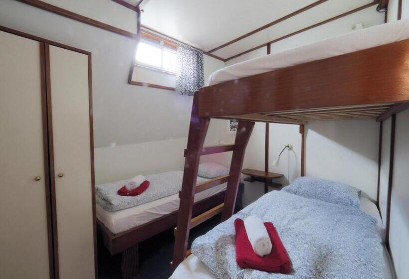 هتل Boat Sarah Groningen