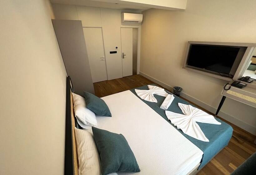 בית מלון כפרי Coastline