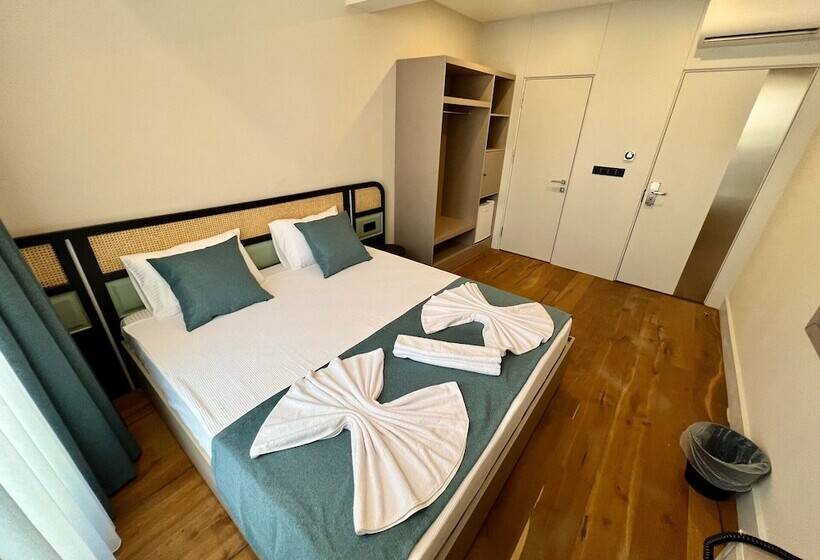 בית מלון כפרי Coastline