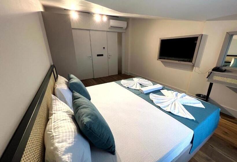 בית מלון כפרי Coastline