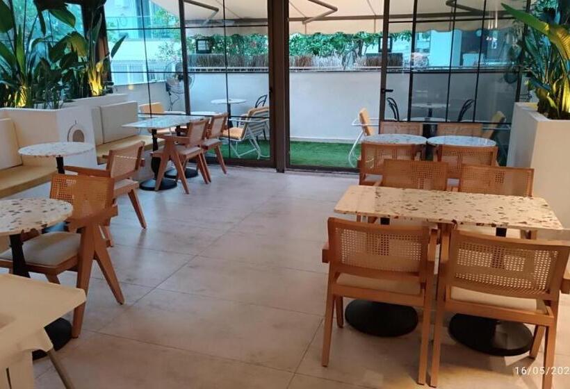 בית מלון כפרי Coastline