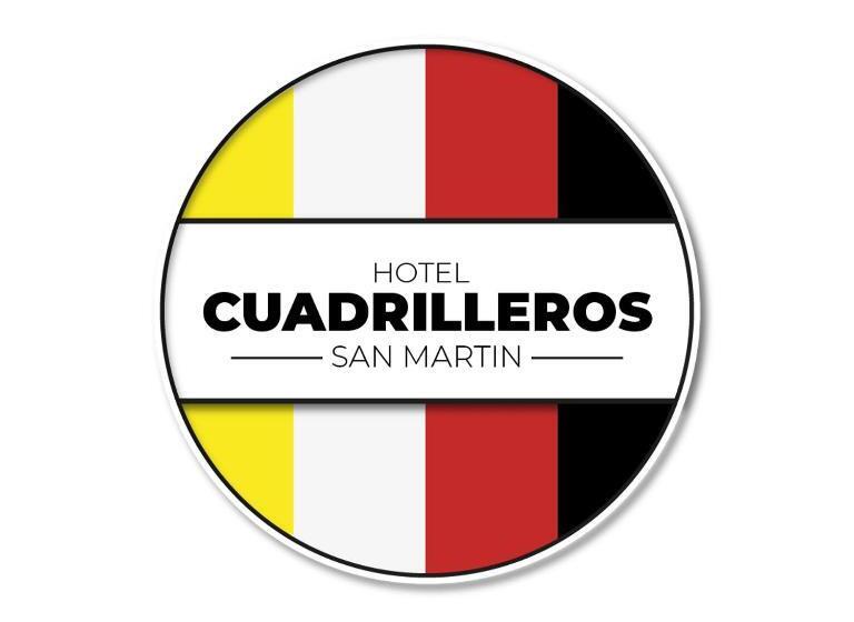 ホテル Cuadrilleros