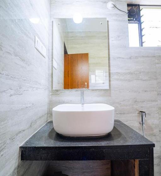 בית מלון כפרי Darsy Residency