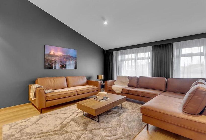 هتل Tindasel Lodge