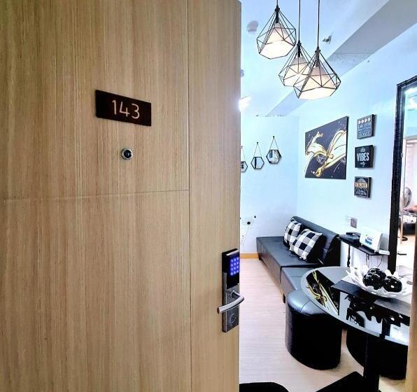 בית מלון כפרי Dj Place Staycation In Quezon City At Trees Residences