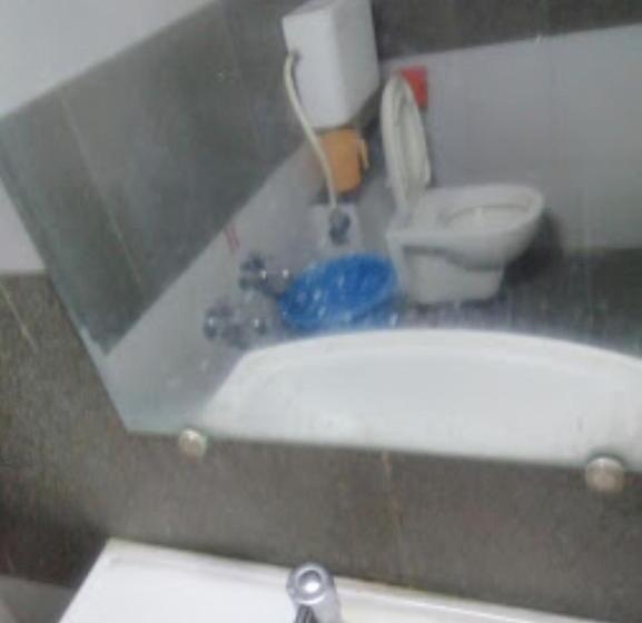 فندق Dwarkamai, Dhule