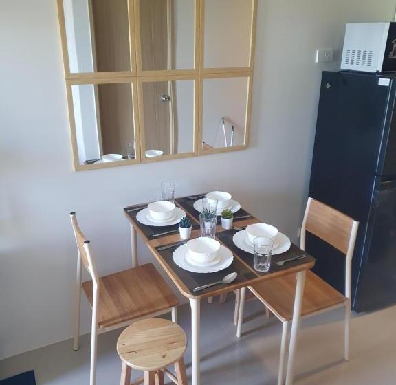 בית מלון כפרי Hector S Place At Smdc Vine Residences