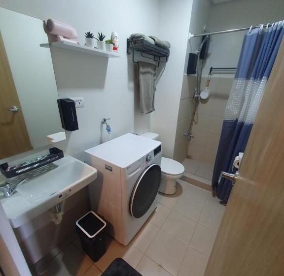 هتل Hector S Place At Smdc Vine Residences