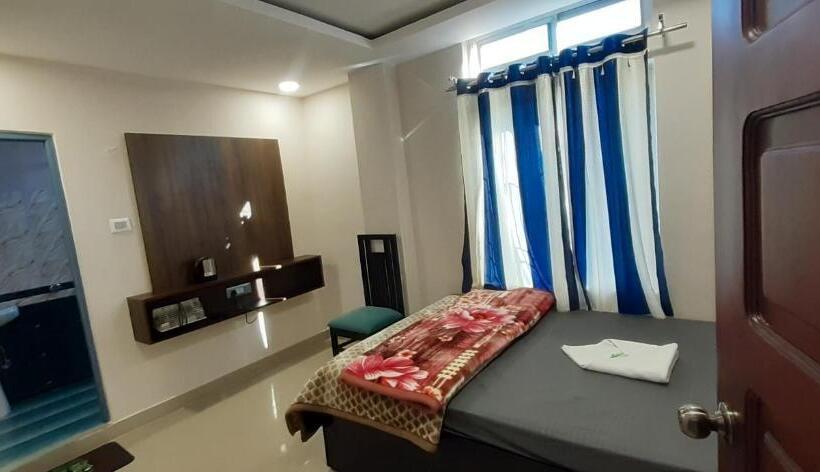 ホテル Hilsan Residency And