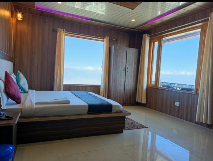 בית מלון כפרי Himalaya View & Restaurant