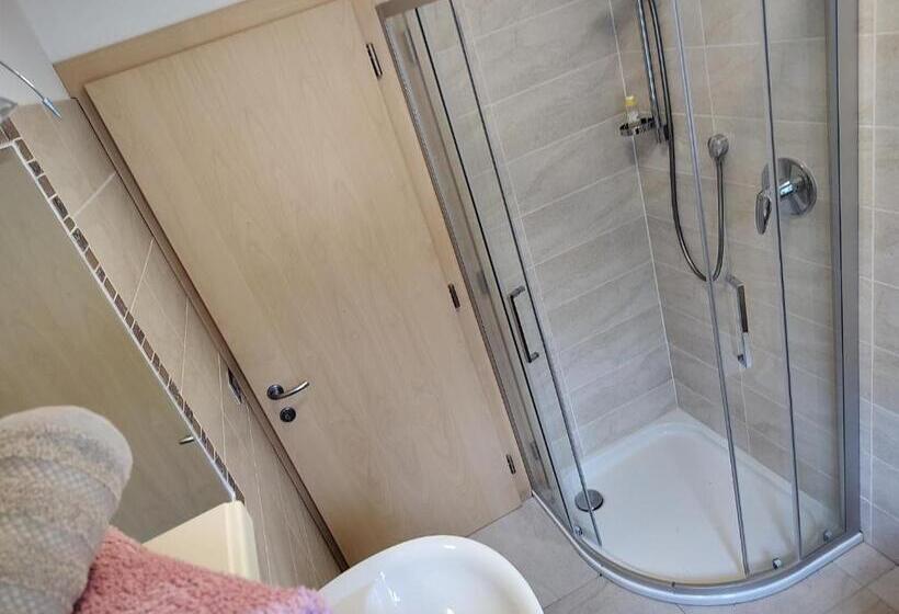 בית מלון כפרי Innerjerberhof Neiderseit