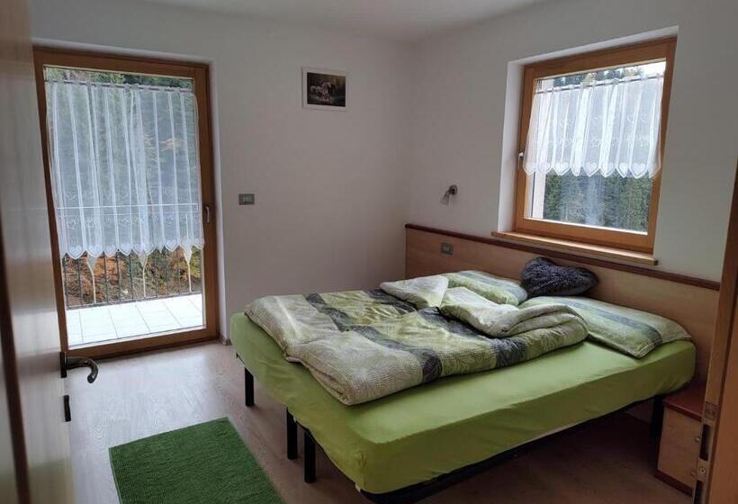 בית מלון כפרי Innerjerberhof Sunnseit