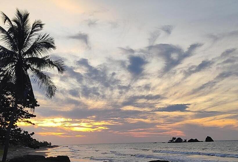 La Casa Del Mar Hotel Familiar En San Bernardo Del Viento