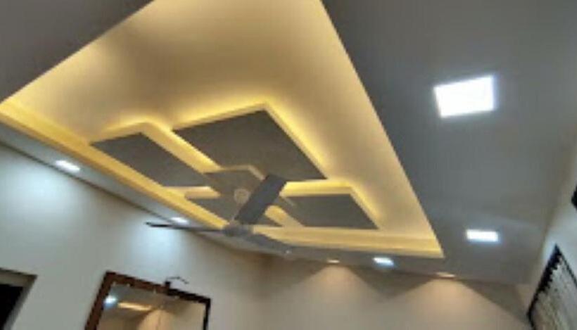 בית מלון כפרי Monarch Holidays,nashik